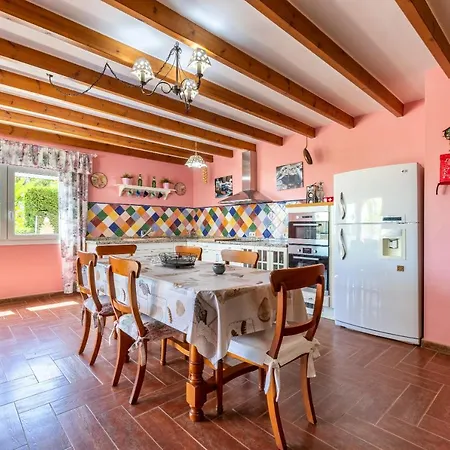 Holiday home Trebol